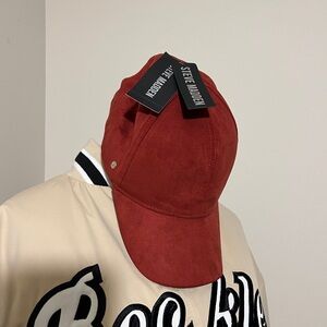 Steve Madden hat